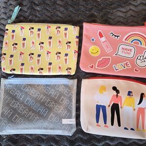 Colorful Graphic Zipper Pouches Set